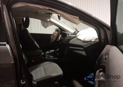 2018 Ford Escape S из США, поврежденный, VIN 1FMCU0F77JUC30694